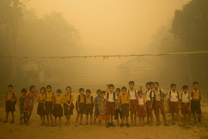 Schools were closed for over a month due to the forest fires - Ardiles Rante/Greenpeace