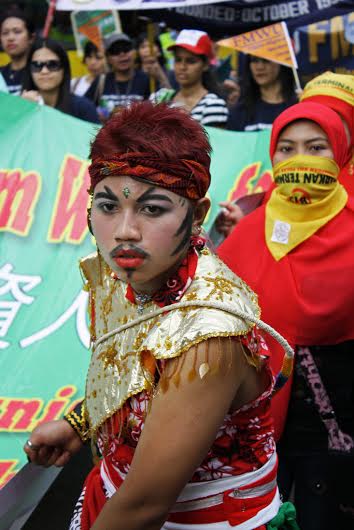 Indonesian migrant workers hone their activist sensibilities at a protest in Hong Kong - istolethetv at flickr.com