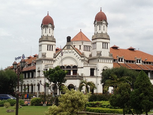 Lawang Sewu, an imperial temple in modern Indonesia, Michael G. Vann